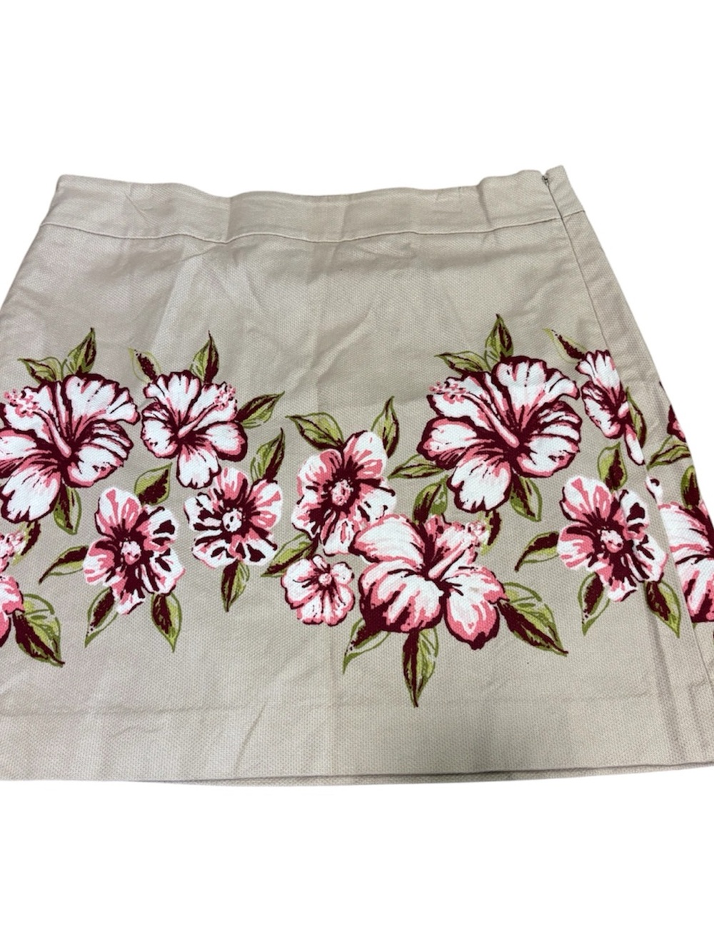 🌹🌹Women’s Floral Embroidered Beige Skirt - Pink Flower Accent